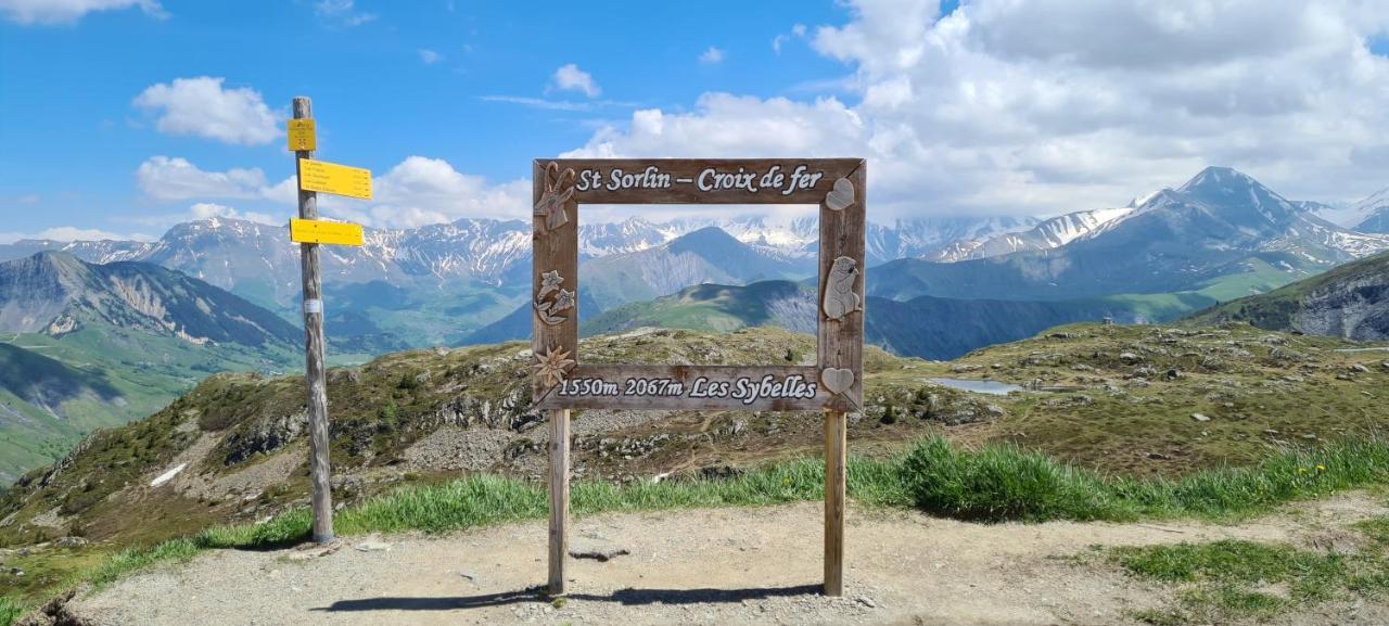 Agréable appartement de 6 pers au pieds des pistes ,wifi gratuit à Saint-Sorlin-d'Arves labelise 3 étoiles au gîte de France Exterior foto