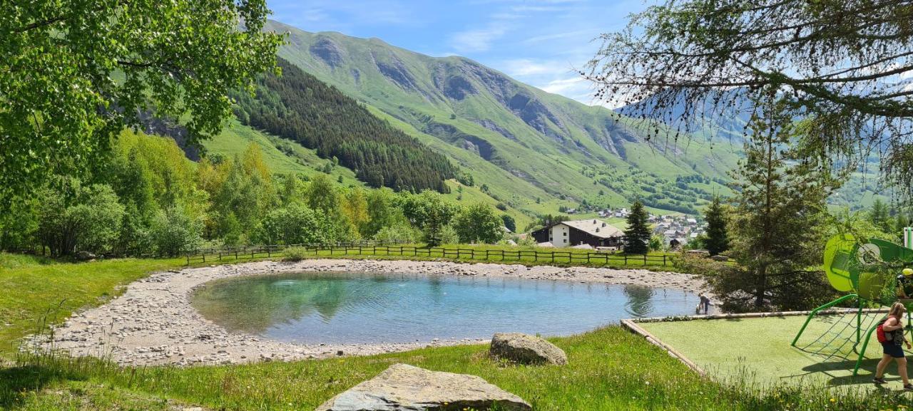 Agréable appartement de 6 pers au pieds des pistes ,wifi gratuit à Saint-Sorlin-d'Arves labelise 3 étoiles au gîte de France Exterior foto