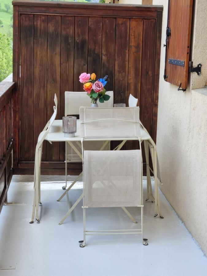 Agréable appartement de 6 pers au pieds des pistes ,wifi gratuit à Saint-Sorlin-d'Arves labelise 3 étoiles au gîte de France Exterior foto